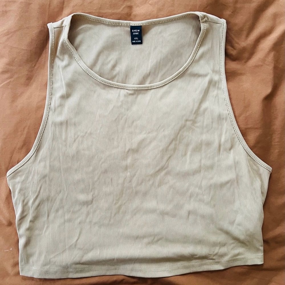 SHEIN 4XL Ribbed Crop Top Tank